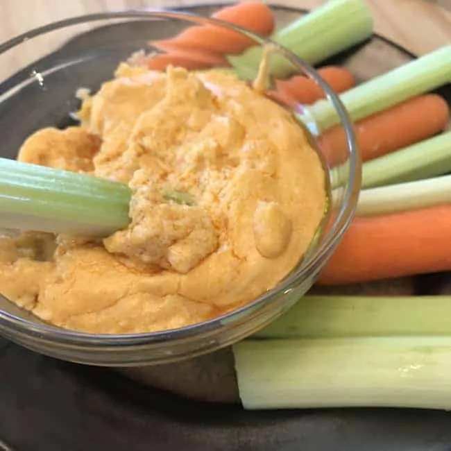 Buffalo chicken dip with vegetables