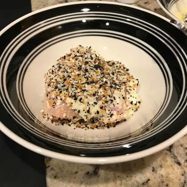 https://southernhomeexpress.com/wp-content/uploads/2020/03/Seasoning-on-Chicken.jpg.webp