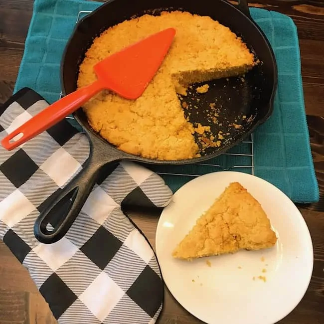 https://southernhomeexpress.com/wp-content/uploads/2020/05/Southern-Style-Cornbread-8.jpg.webp