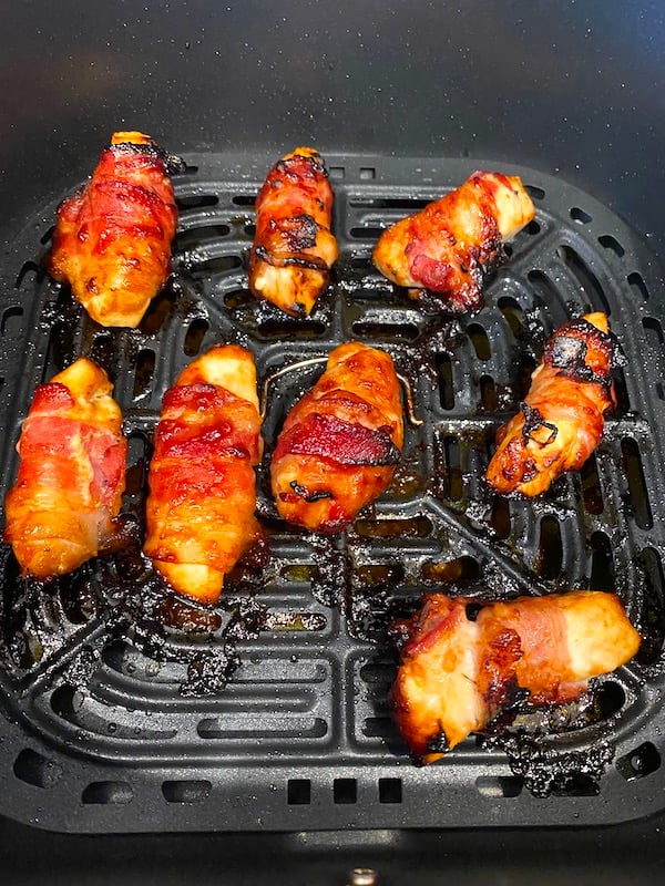 air-fryer-bacon-wrapped-chicken-tenders-southern-home-express