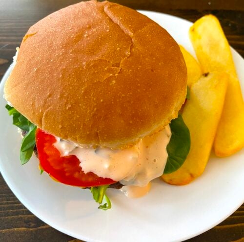 hamburger with mcdonald's special sauce