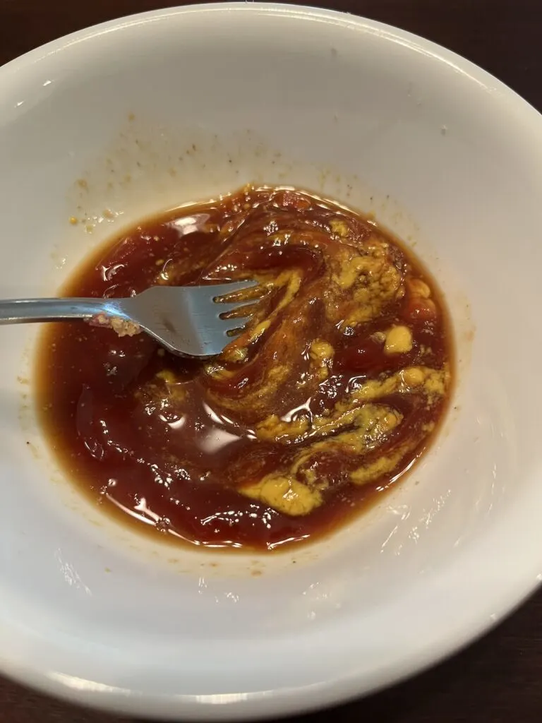 meatloaf topping ingredients in a bowl